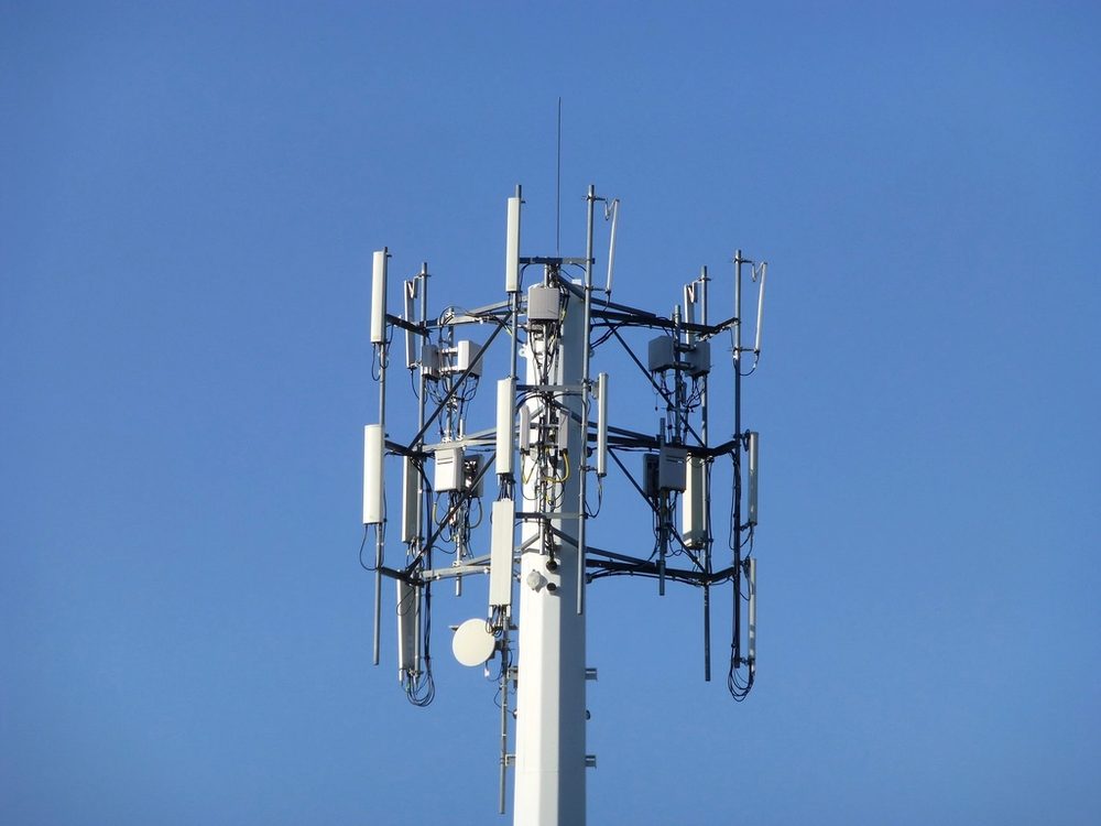 Cellular monopole tower fitted with sector antennas